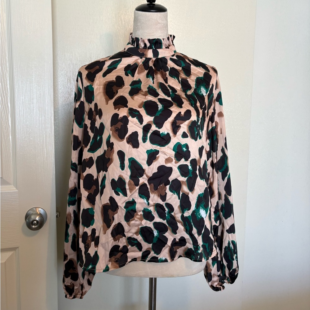 Elegant Leopard Print Women's Top